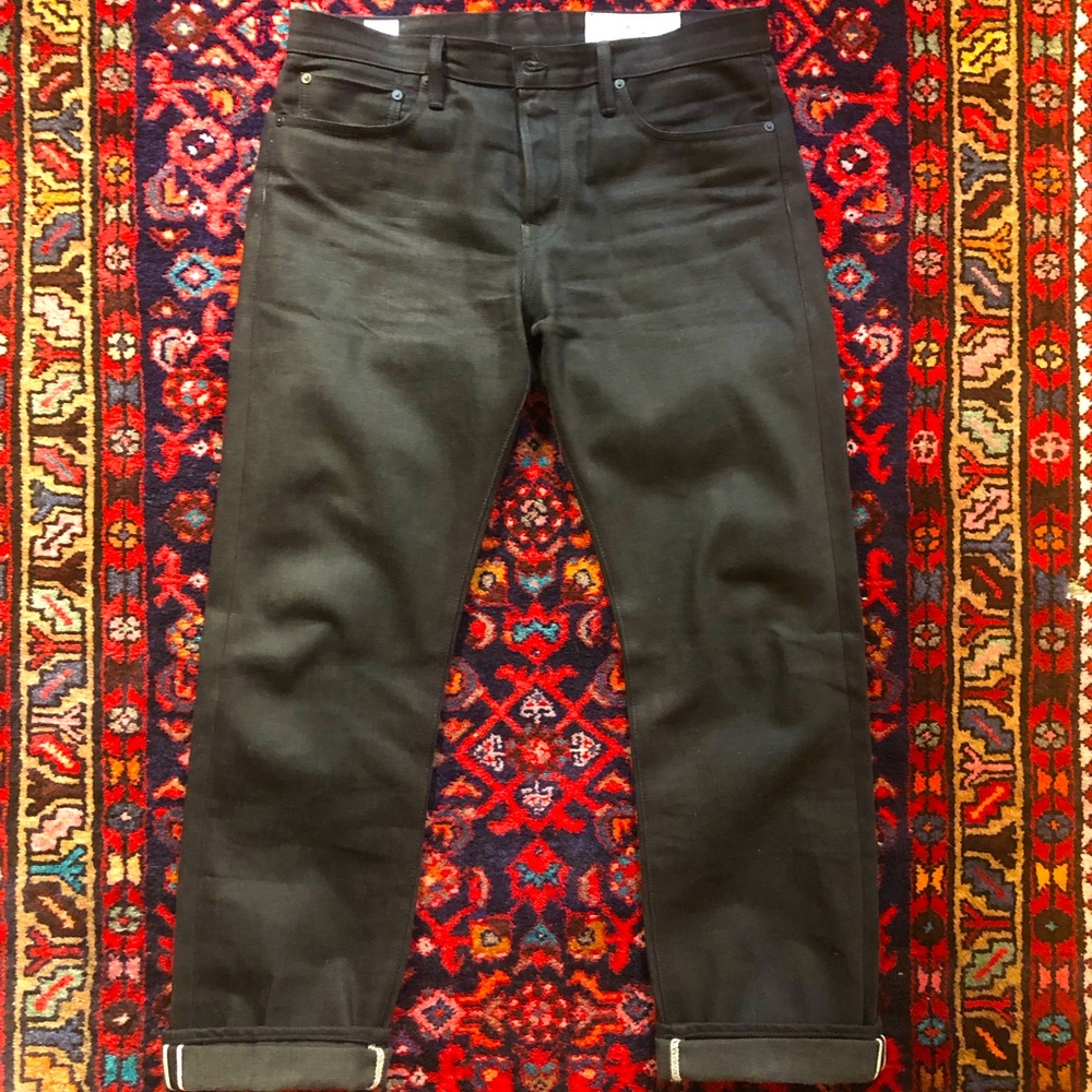 ROGUE TERRITORY SELVEDGE JEANS